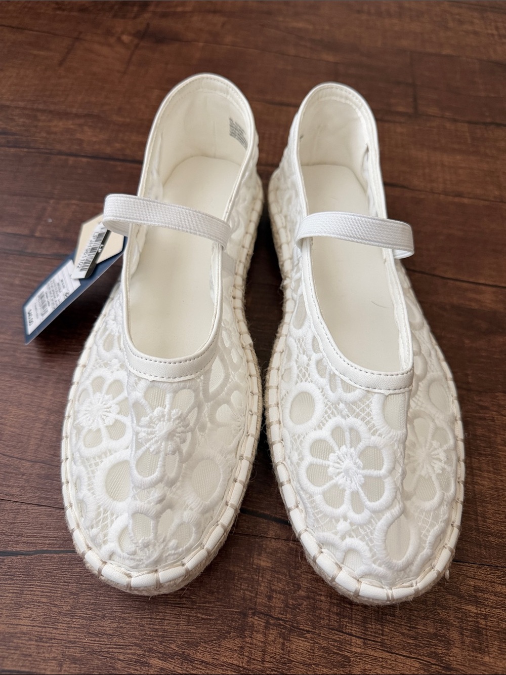 Universal Thread Celia floral lace Mary Jane 
Espadrille flats